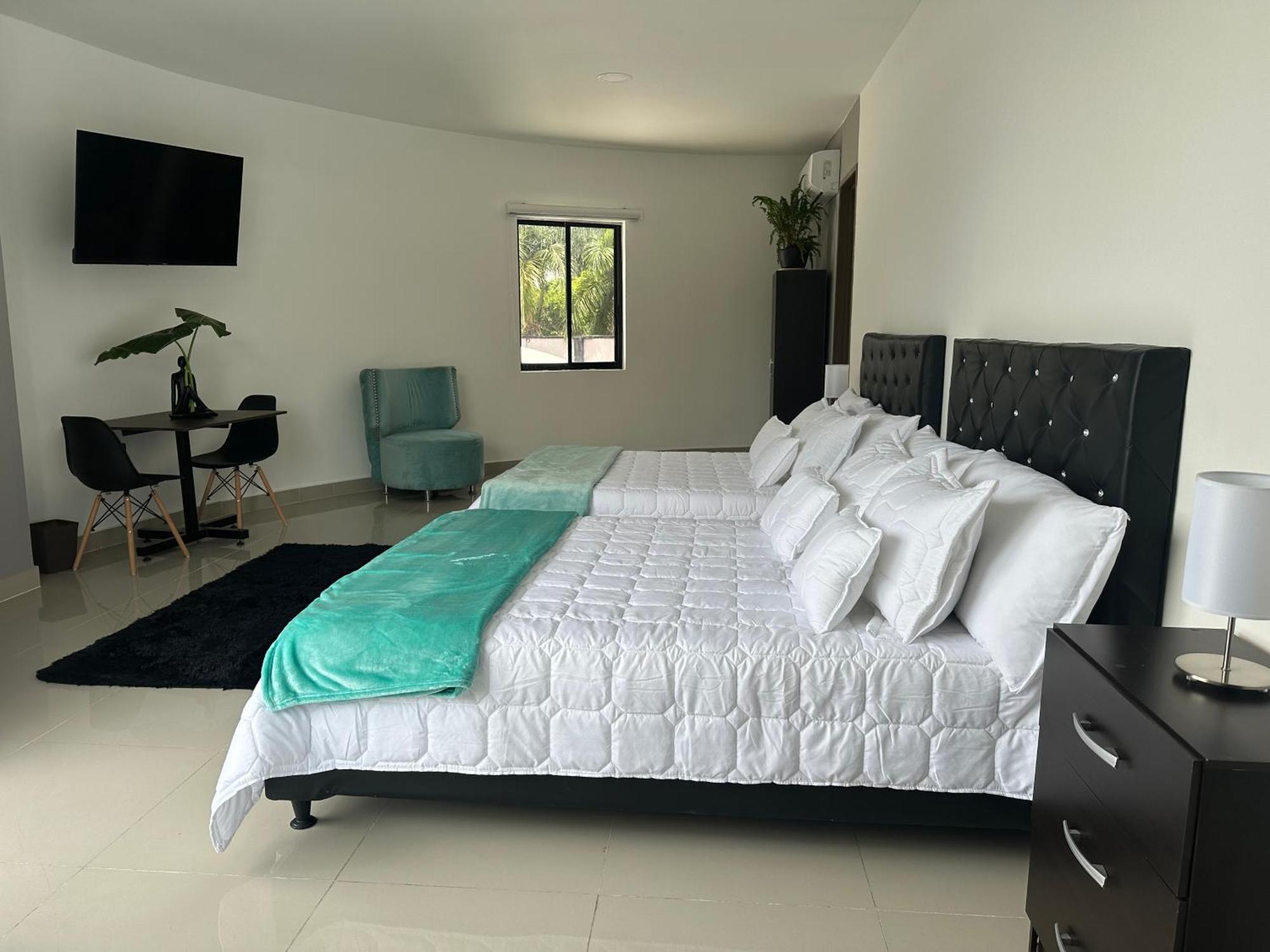 Hotel Boutique Ciudad Jardin Cali Exterior photo